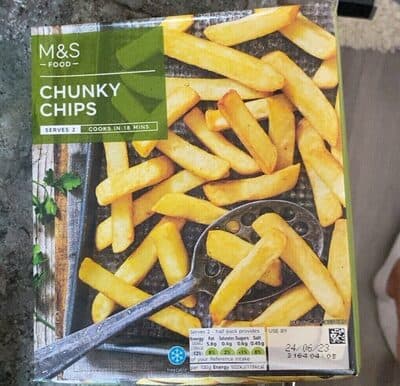 Chunky Potato Chips Coated in a Lightly Seasoned Batter