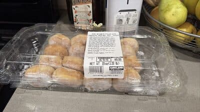 Mini Beignets Filled with Chocolate Hazelnut