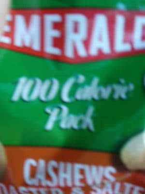 Emerald Halves & Pieces Cashew, Roasted & Salted