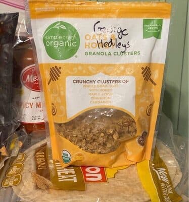 Oats & Honey Crunchy Granola Clusters of Whole Grain Oats with Honey Maple Syrup Cinnamon Cardamom