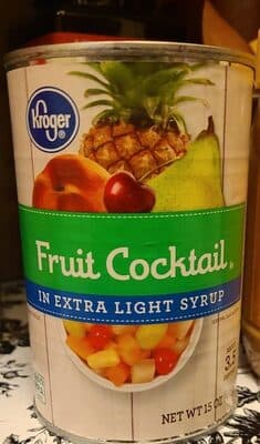 Fruit cocktail in extra light syrup