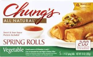 Vegetable Spring Rolls With Sauce
