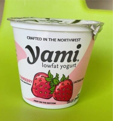 Yami Lowfat Yogurt, Strawberry