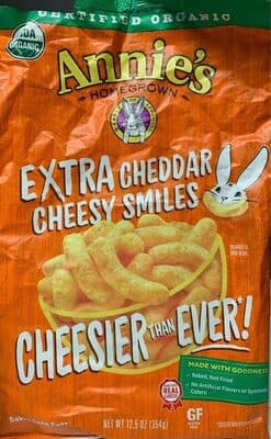 Extra Cheddar Cheesy Smiles Baked Corn Puffs