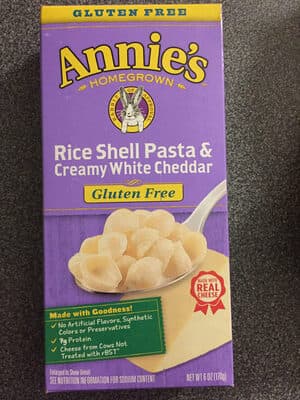 Rice Shell Pasta & Creamy White Cheddar