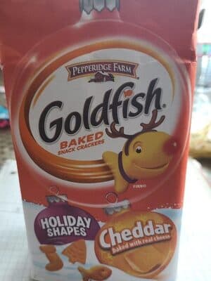 Holiday Shapes Cheddar Baked Snack Crackers