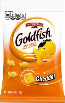 Cheddar Baked Snack Crackers