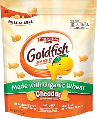 Cheddar Baked Snack Crackers
