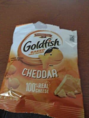 1OZ GOLDFISH POUCH