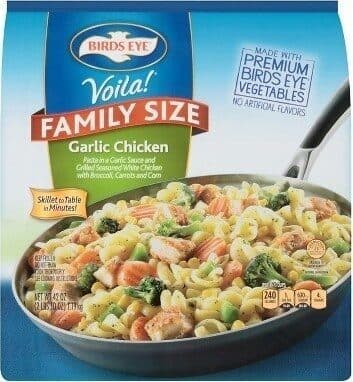 Garlic Chicken Grilled White Meat Chicken and Pasta in a Garlic Sauce with Broccoli, Carrots and Corn
