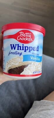 Vanilla Whipped Frosting