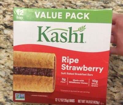 Ripe Strawberry Soft Baked Breakfast Bars