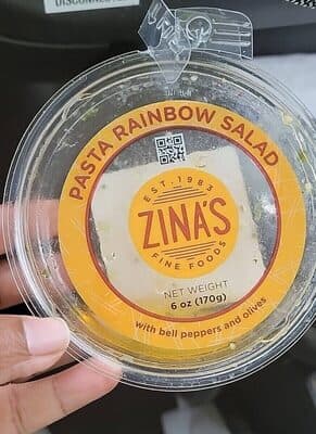 Pasta rainbow salad