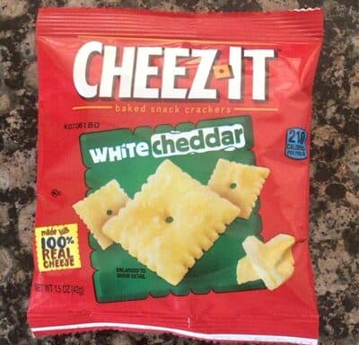 White Cheddar Baked Snack Crackers