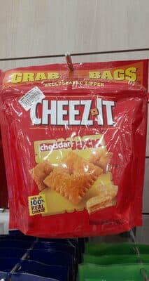 Cheddar Jack Baked Snack Crackers