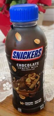 Snickers chocolate low fat milk