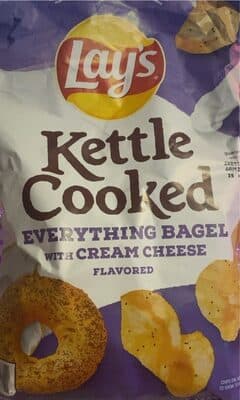 Everything Bagel With Cream Cheese