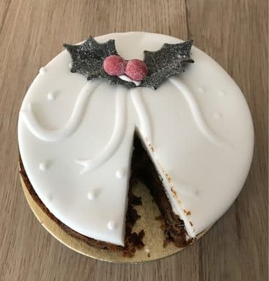 Top Iced Holy Christmas Cake
