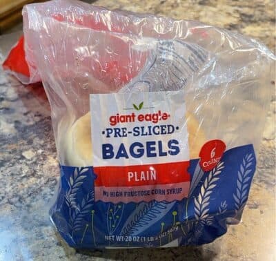 Plain Pre-Sliced Bagels