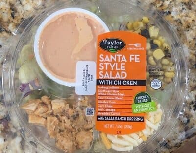Santa fe style salad with chicken