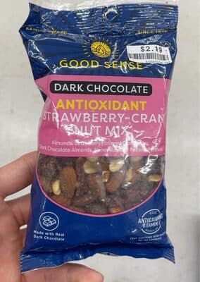 Strawberry-Cran Nut Mix