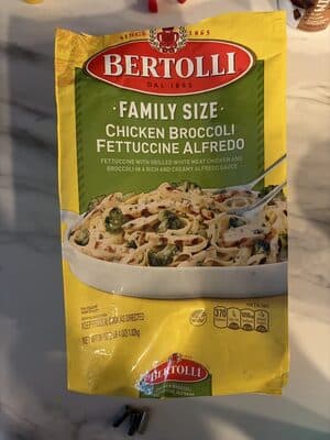 Fettuccine With Grilled White Meat Chicken And Broccoli In A Rich And Creamy Alfredo Sauce