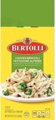 Fettuccine With Grilled White Meat Chicken And Broccoli In A Rich And Creamy Alfredo Sauce