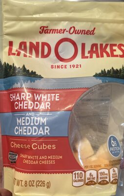 Sharp White Cheddar and Medium Cheddar Cubes