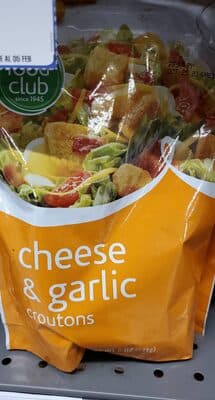 Cheese & Garlic Restaurant Style Croutons
