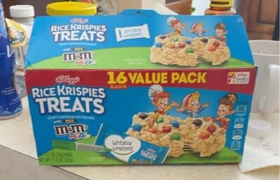 Crispy Marshmallow Squares with Milk Chocolate Minis Candies
