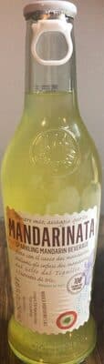 Sparkling italian mandarin beverage