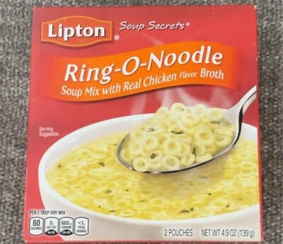 Ring-O-Noodle Soup Mix with Real Chicken Flavor Broth