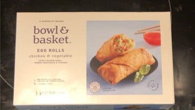 Chicken & Vegetable Crispy Golden Shell, Tender Vegetables & Chicken Egg Rolls
