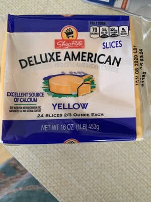 Yellow American Deluxe Pasteurized Process Cheese Slices
