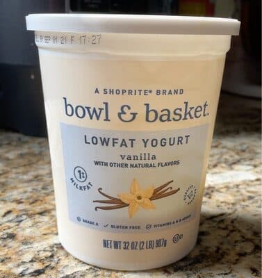 Vanilla Flavored Lowfat Yogurt