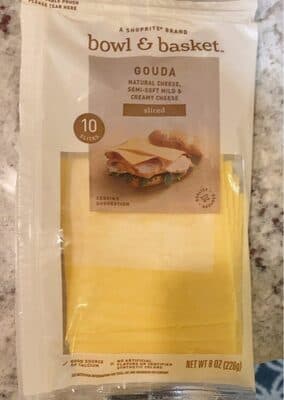 Goida sliced creamy chees bolw and basket