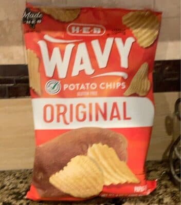 Wavy potato chips