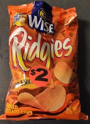 Cheddar & Sour Cream Flavored Ridged Potato Chips
