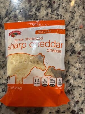 HANNAFORD, FANCY SHREDDED SHARP CHEDDAR CHEESE