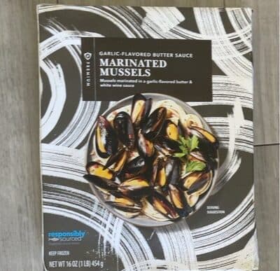 Garlic-Flavored Butter Sauce Marinated Mussels