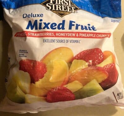 Mixed Fruit Peaches, Strawberries, Mango & Pineapple