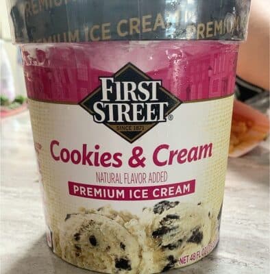 Cookies & Cream Premium Ice Cream