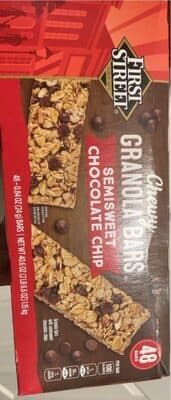 Semisweet Chocolate Chip Chewy Granola Bars