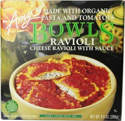 Cheese Ravioli With Sauce Made With Organic Wheat And Tomatoes Bowls