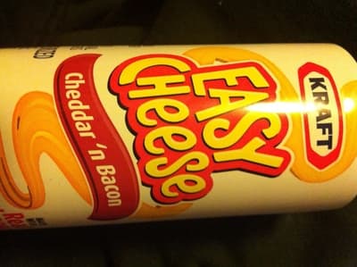 Cheddar 'N Bacon Pasteurized Easy Cheese Snack