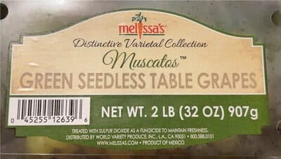 Green seedless table grapes