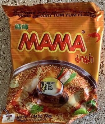 Shrimp creamy tom yum instant noodle