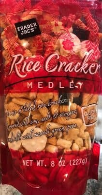 Rice crackers medley