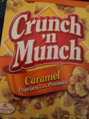 Caramel Popcorn with Peanuts
