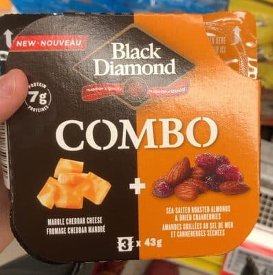 combo fromage et amande et canneberges sechs